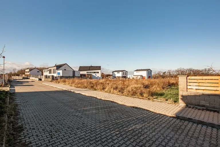 K Menhiru, Horoměřice - Praha-západ | Predaj, Pozemok, 661 m²