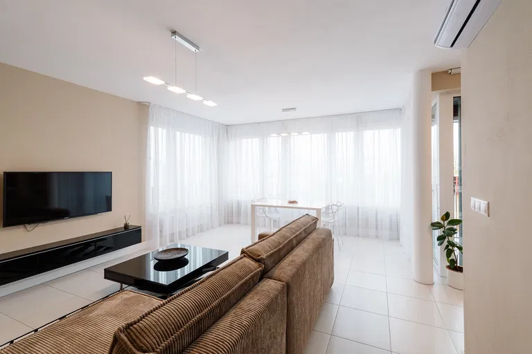 Staré Grunty, Karlova Ves - Bratislava IV | Prenájom, Byt, 2-izbový, 68 m²