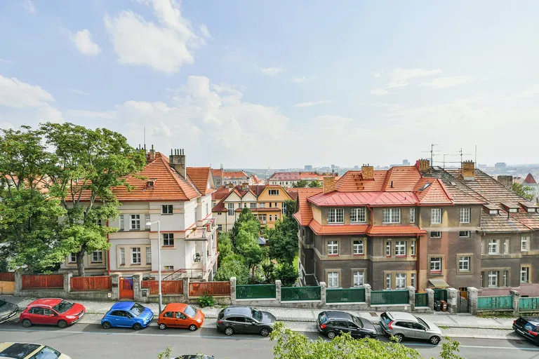 Hradešínská, Vinohrady - Prague 10 | Sale, Apartment, One-bedroom (2+kk), 57 m²
