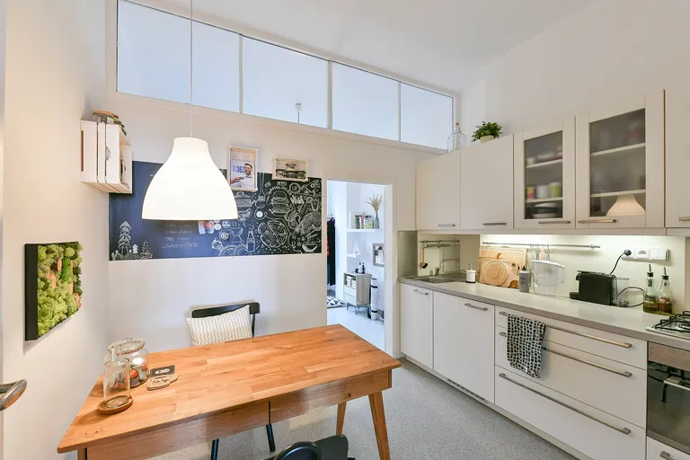 Hradešínská, Vinohrady - Prague 10 | Sale, Apartment, One-bedroom (2+kk), 57 m²