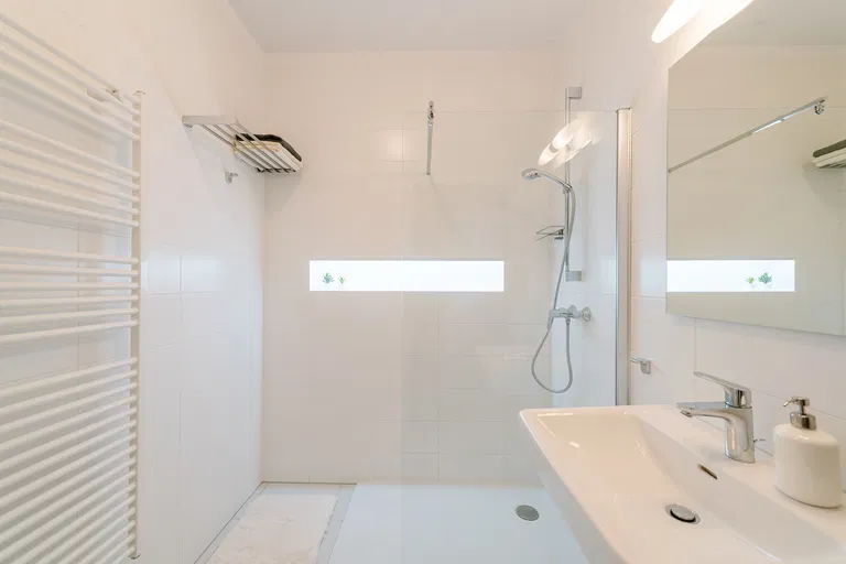 Staré Grunty, Karlova Ves - Bratislava IV | Prenájom, Byt, 2-izbový, 68 m²