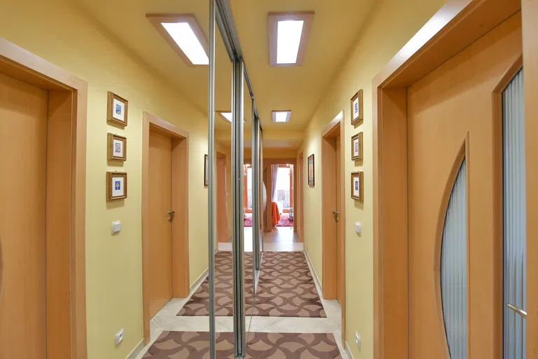 Prorektorská, Malešice - Prague 10 | Sale, Apartment, Two-bedroom (3+kk), 78 m²
