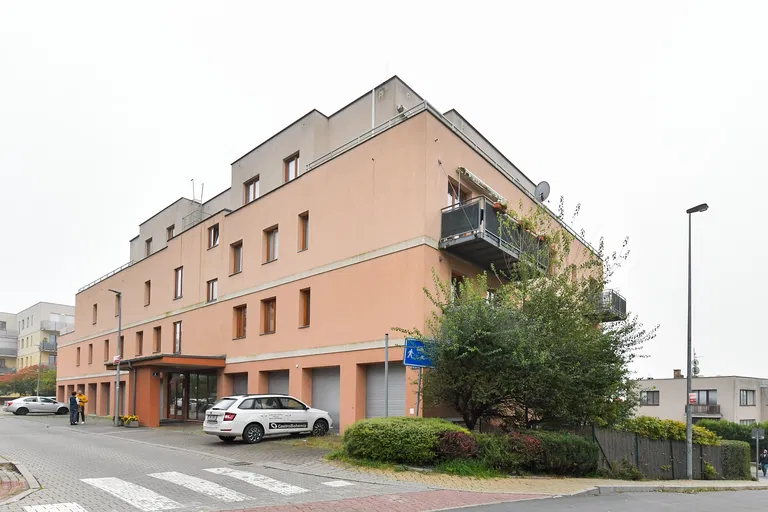 Prorektorská, Malešice - Prague 10 | Sale, Apartment, Two-bedroom (3+kk), 78 m²