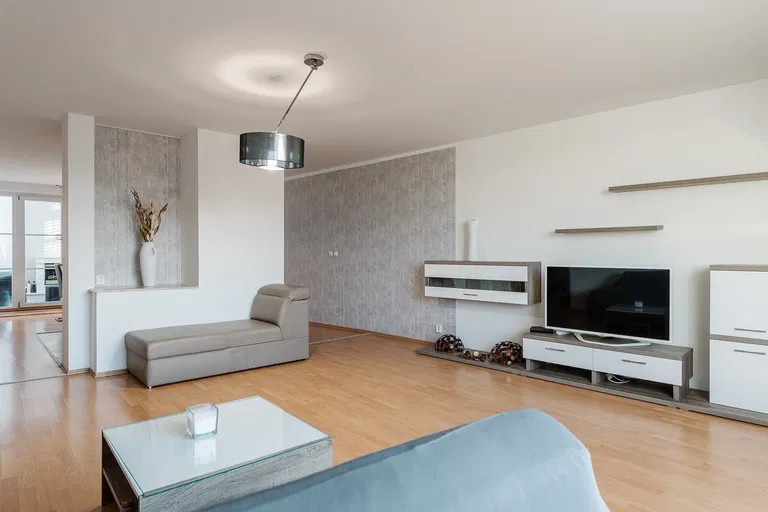 Hviezdoslavovo námestie, Staré Mesto - Bratislava I | Rent, Apartment, Two-bedroom (3+kk), 125 m²