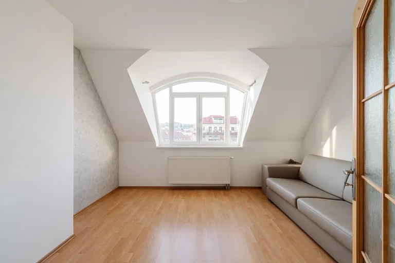 Hviezdoslavovo námestie, Staré Mesto - Bratislava I | Rent, Apartment, Two-bedroom (3+kk), 125 m²
