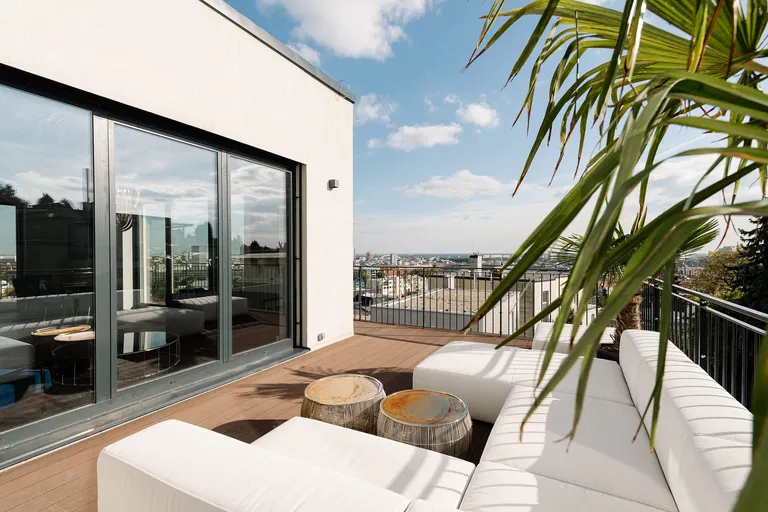 Vlčkova, Staré Mesto - Bratislava I | Prenájom, Byt, 4-izbový, 184 m²