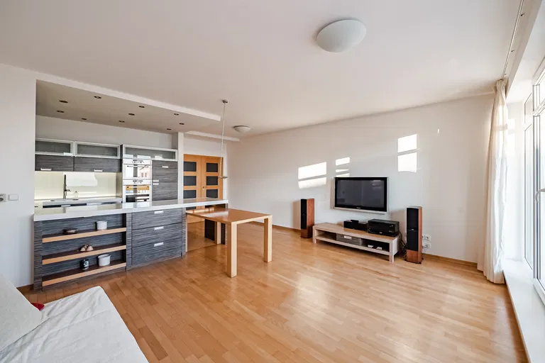 Nad Okrouhlíkem, Libeň - Prague 8 | Sale, Apartment, Two-bedroom (3+kk), 91 m²