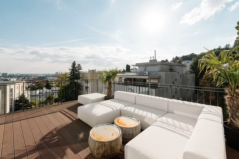 Vlčkova, Staré Mesto - Bratislava I | Prenájom, Byt, 4-izbový, 184 m²