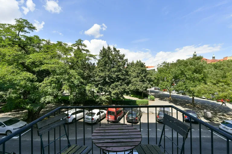Náměstí 14. října, Smíchov - Prague 5 | Sale, Apartment, One-bedroom (2+kk), 70 m²