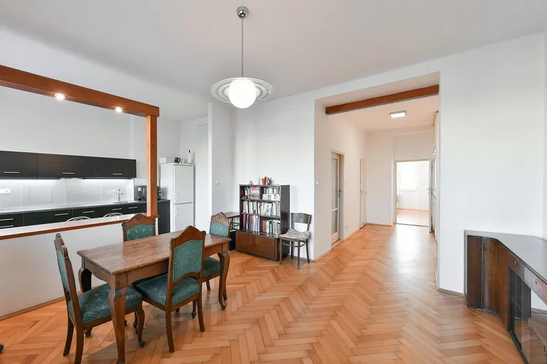Náměstí 14. října, Smíchov - Prague 5 | Sale, Apartment, One-bedroom (2+kk), 70 m²
