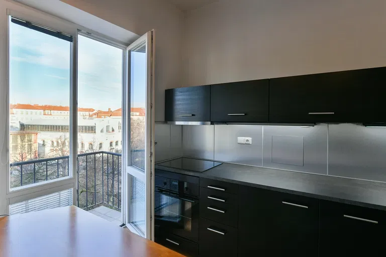 Náměstí 14. října, Smíchov - Prague 5 | Sale, Apartment, One-bedroom (2+kk), 70 m²