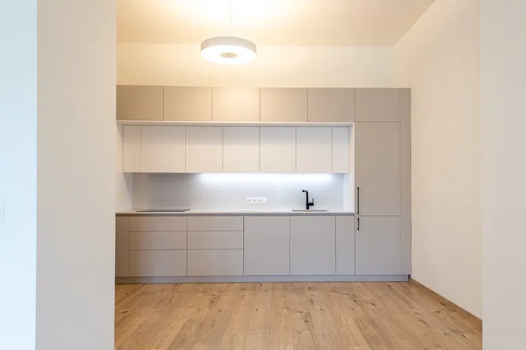Gorkého, Staré Mesto - Bratislava I | Prenájom, Byt, 4-izbový, 220 m²
