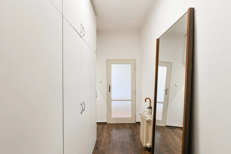 Náměstí 14. října, Smíchov - Prague 5 | Sale, Apartment, One-bedroom (2+kk), 70 m²