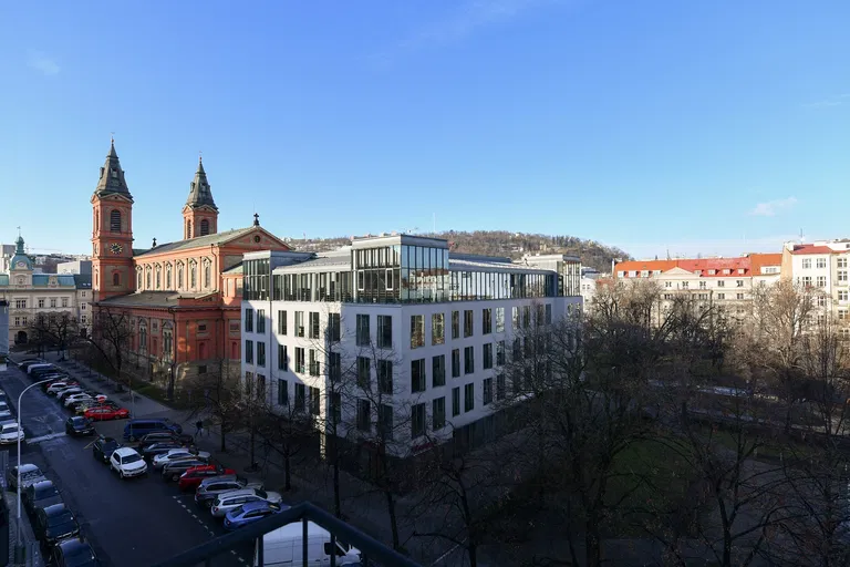 Náměstí 14. října, Smíchov - Prague 5 | Sale, Apartment, One-bedroom (2+kk), 70 m²