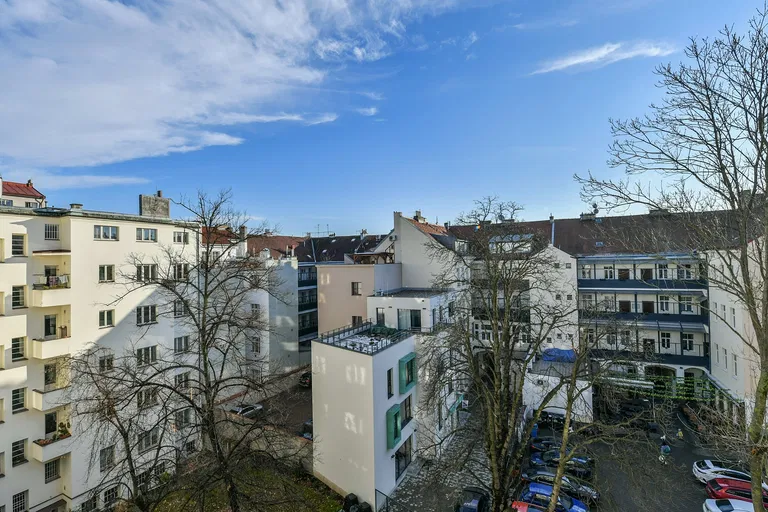 Náměstí 14. října, Smíchov - Prague 5 | Sale, Apartment, One-bedroom (2+kk), 70 m²