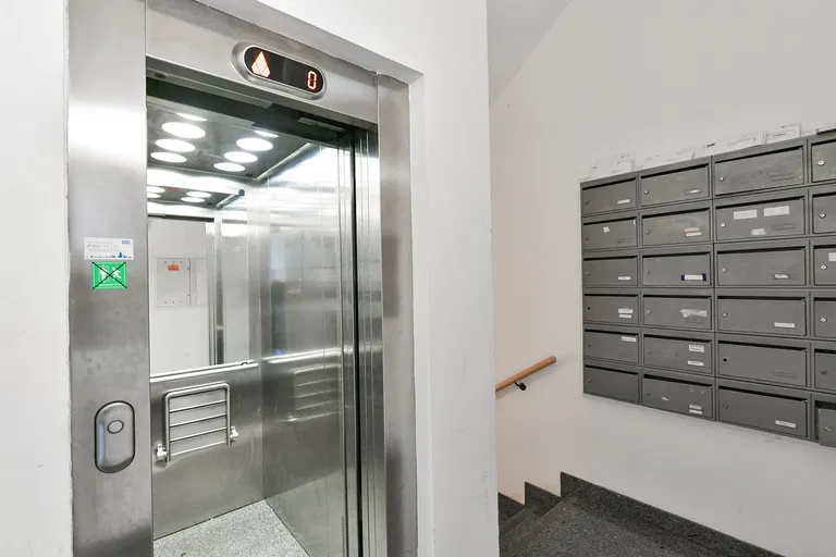 Opatovická, Nové Město - Prague 1 | Sale, Apartment, Studio (1+kk), 34 m²