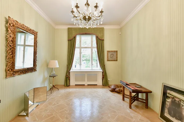 náměstí Jiřího z Poděbrad, Vinohrady - Praha 3 | Predaj, Byt, 4-izbový, 189 m²