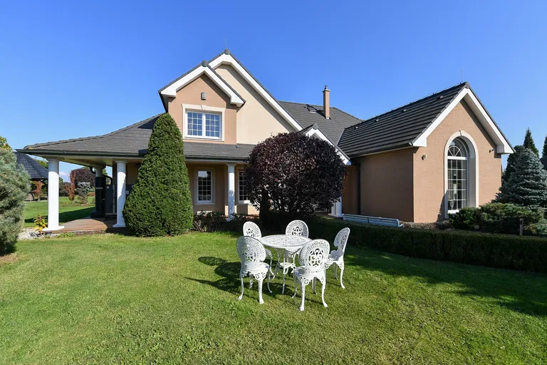 Skřivanová, Zdiměřice - Praha-západ | Sale, House, Five-bedroom (6+kk), 345 m²