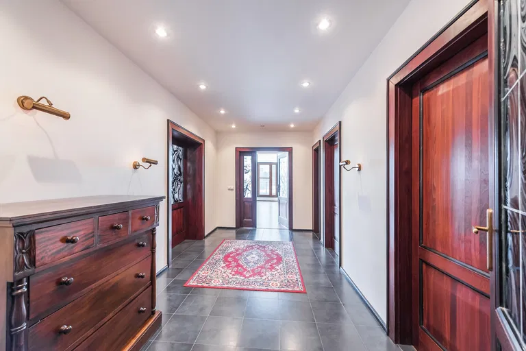 Hradecká, Vinohrady - Prague 3 | Sale, Apartment, Three-bedroom (4+1), 280 m²