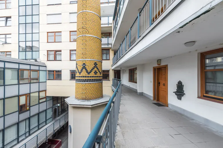 Hradecká, Vinohrady - Prague 3 | Sale, Apartment, Three-bedroom (4+1), 280 m²