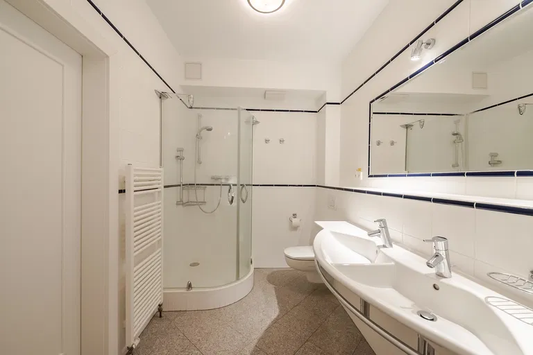 U Kříže, Jinonice - Praha 5 | Predaj, Byt, 4-izbový, 153 m²