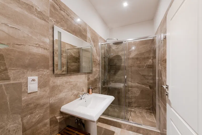 Gorkého, Staré Mesto - Bratislava I | Prenájom, Byt, 3-izbový, 86 m²