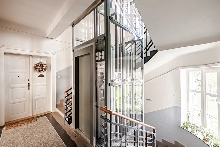 Za Pohořelcem, Střešovice - Praha 6 | Predaj, Byt, 4-izbový, 177 m²