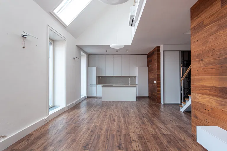 Gorkého, Staré Mesto - Bratislava I | Prenájom, Byt, 3-izbový, 282 m²