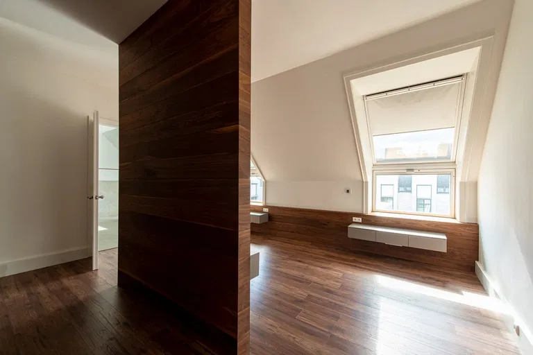 Gorkého, Staré Mesto - Bratislava I | Prenájom, Byt, 3-izbový, 282 m²
