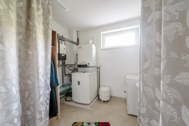 Nad Lúčkami, Karlova Ves - Bratislava IV | Sale, House, Seven-bedroom (8+1), 496 m²