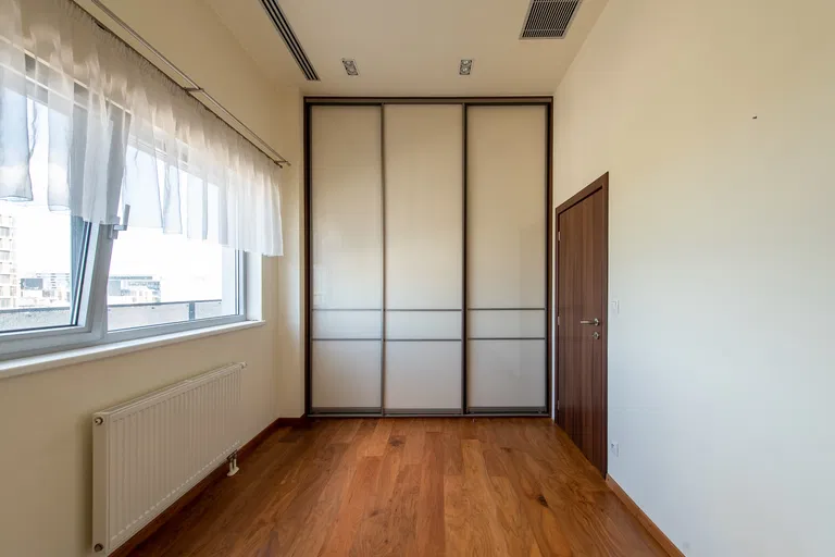 Trnavská cesta, Ružinov - Bratislava II | Prenájom, Byt, 3-izbový, 196 m²