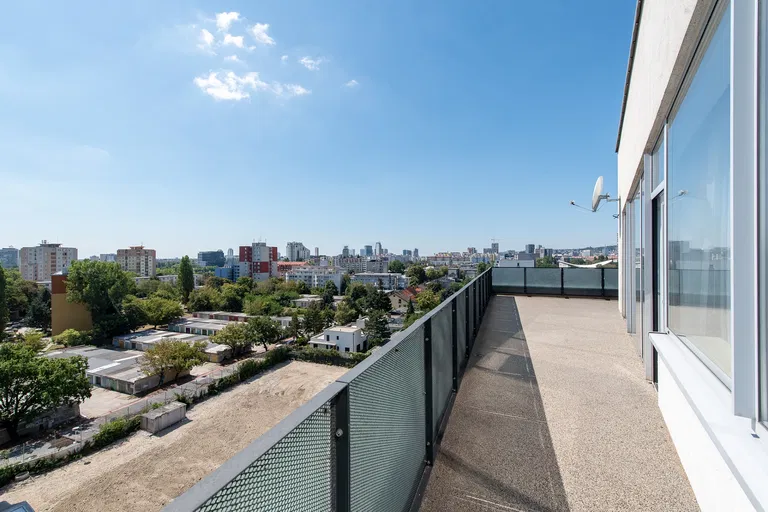 Trnavská cesta, Ružinov - Bratislava II | Prenájom, Byt, 3-izbový, 196 m²
