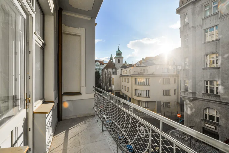 Vězeňská, Staré Město - Prague 1 | Sale, Apartment, Two-bedroom (3+kk), 94 m²