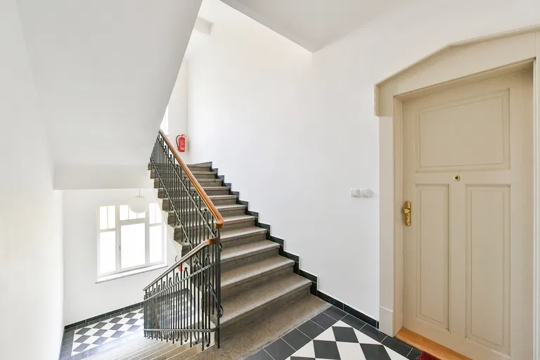 Zapova, Smíchov - Praha 5 | Predaj, Byt, 2-izbový, 69 m²