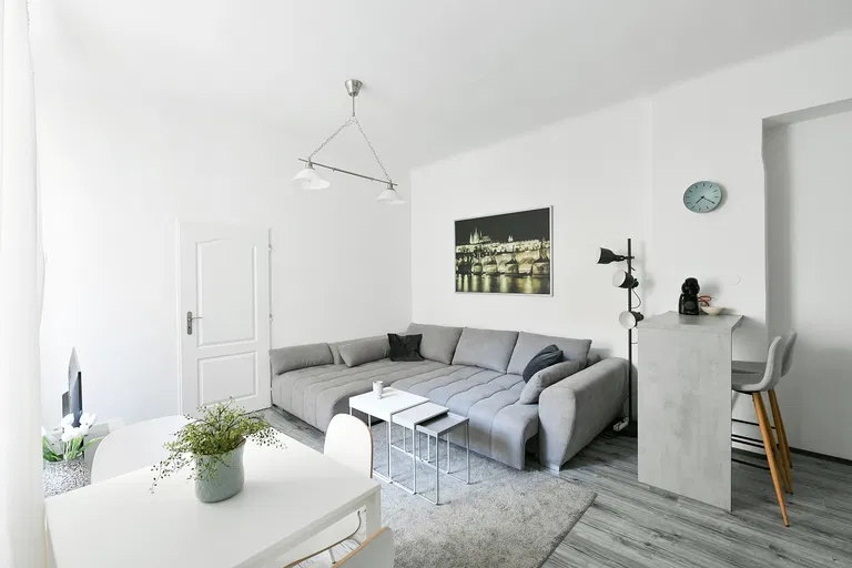 Školská, Nové Město - Prague 1 | Sale, Apartment, One-bedroom (2+kk), 38 m²