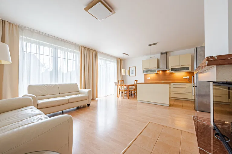 Za Farou, Slivenec - Prague 5 | Sale, House, Three-bedroom (4+kk), 122 m²