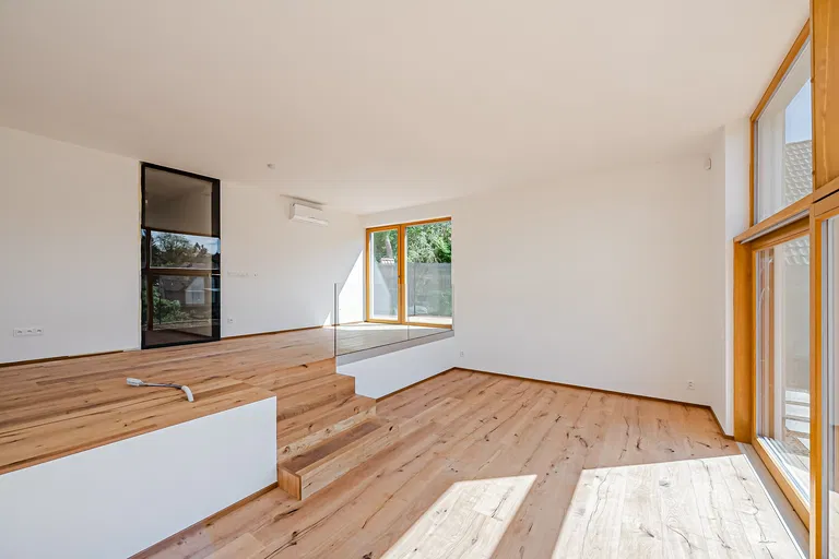 U Drahaně, Bohnice - Prague 8 | Sale, House, Five-bedroom (6+kk), 214 m²