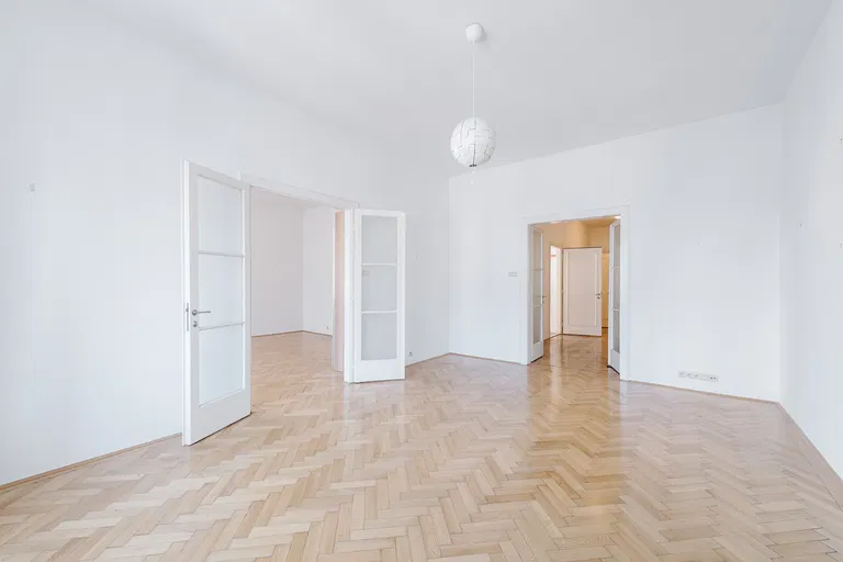 Grösslingová, Staré Mesto - Bratislava I | Predaj, Byt, 4-izbový, 169 m²