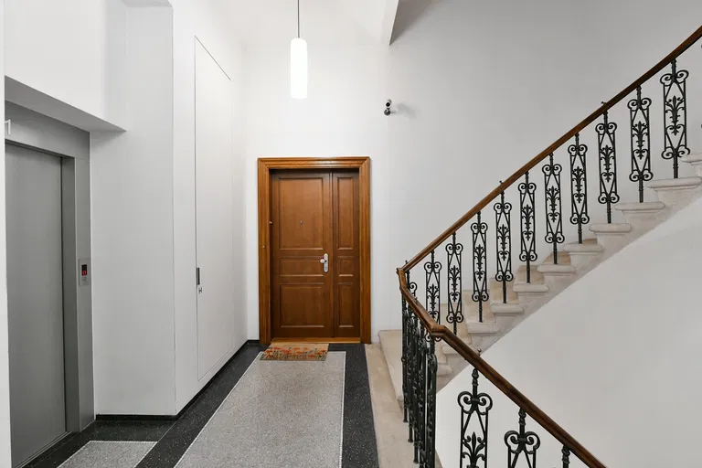 Křemencova, Nové Město - Praha 1 | Prenájom, Byt, 3-izbový, 155 m²