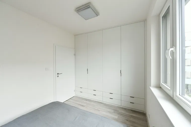 Pod Jarovem, Žižkov - Prague 3 | Sale, Apartment, Two-bedroom (3+kk), 78 m²