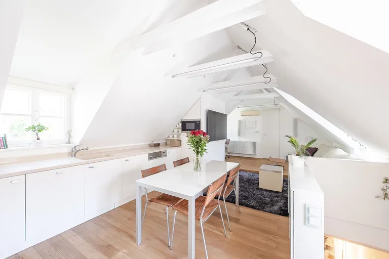 Valdštejnská, Malá Strana - Prague 1 | Sale, Apartment, Two-bedroom (3+kk), 104 m²