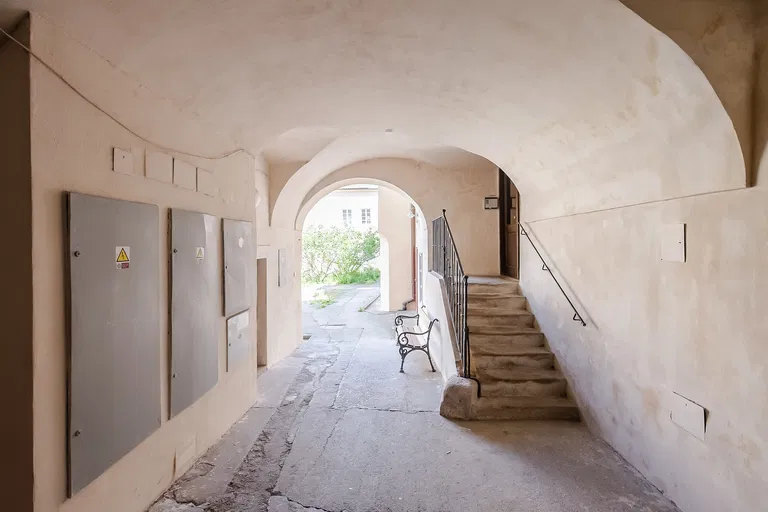 Valdštejnská, Malá Strana - Prague 1 | Sale, Apartment, Two-bedroom (3+kk), 104 m²