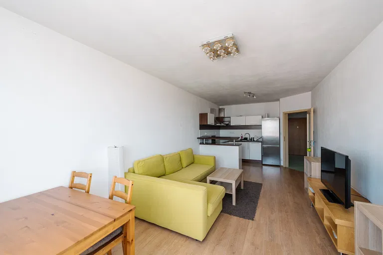 Jégeho Alej, Ružinov - Bratislava II | Rent, Apartment, One-bedroom (2+kk), 62 m²