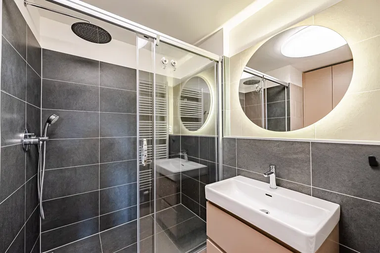 Nekvasilova, Karlín - Praha 8 | Predaj, Byt, 3-izbový, 102 m²