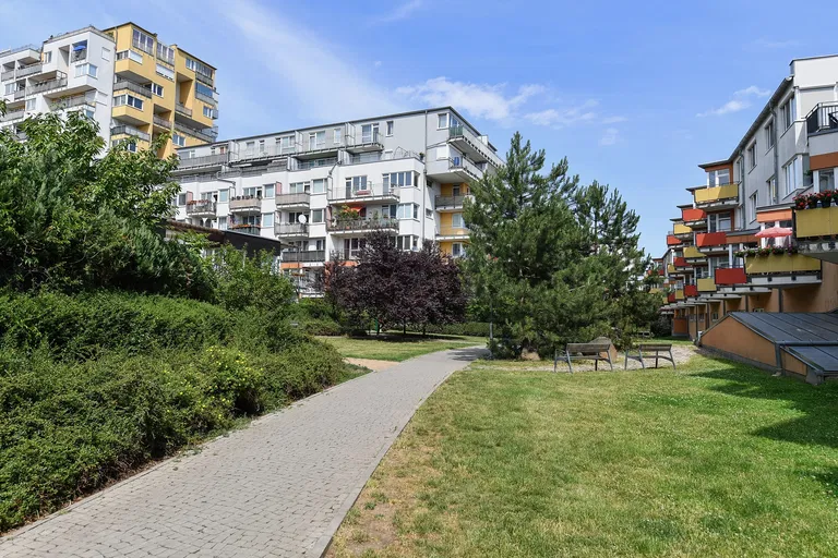 Pod Harfou, Vysočany - Praha 9 | Predaj, Byt, 2-izbový, 62 m²