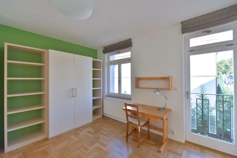 Benešovská, Vinohrady - Praha 10 | Prenájom, Byt, 5-izbový, 139 m²