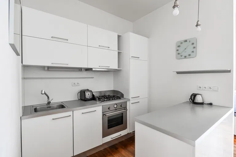 Elišky Krásnohorské, Staré Město - Praha 1 | Prenájom, Byt, 2-izbový, 47 m²