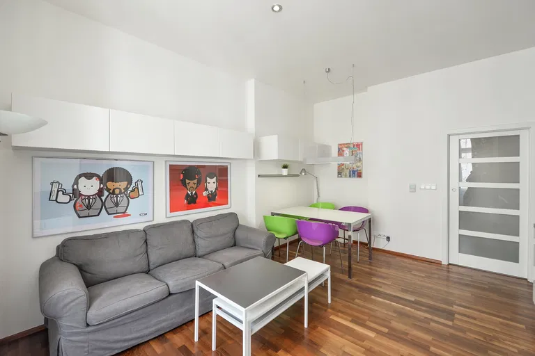Elišky Krásnohorské, Staré Město - Praha 1 | Prenájom, Byt, 2-izbový, 47 m²