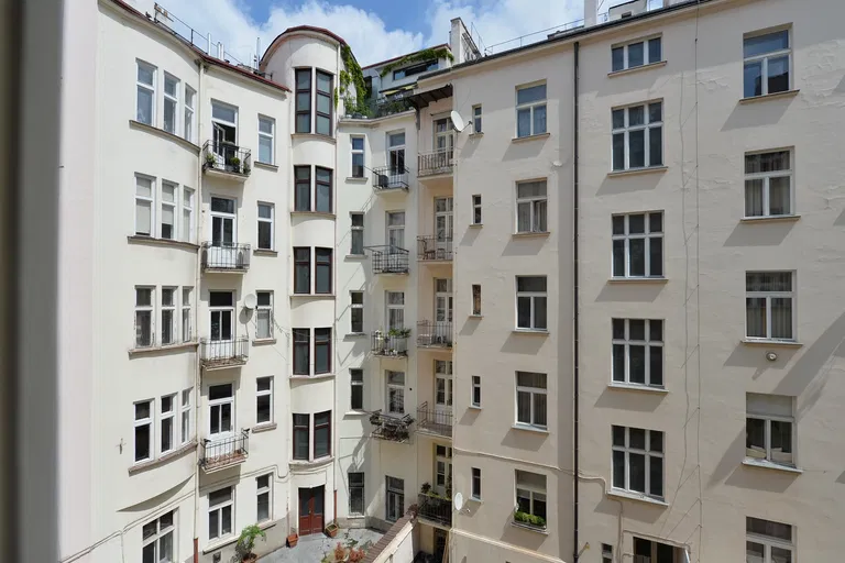 Elišky Krásnohorské, Staré Město - Praha 1 | Prenájom, Byt, 2-izbový, 47 m²