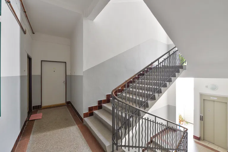 Elišky Krásnohorské, Staré Město - Praha 1 | Prenájom, Byt, 2-izbový, 47 m²